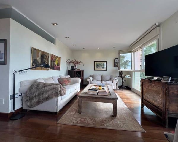 2 quarto Apartamento para arrendar em Centro - Muelle Pesquero, Torrevieja com garagem - 1 200 € (Ref: 6999516)