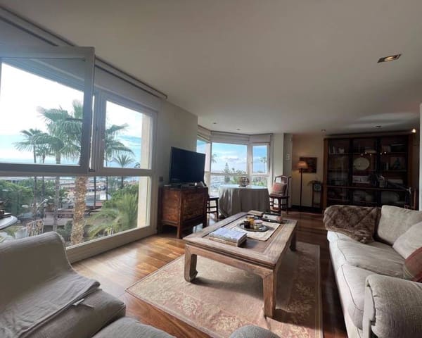 2 quarto Apartamento para arrendar em Centro - Muelle Pesquero, Torrevieja com garagem - 1 200 € (Ref: 6999516)