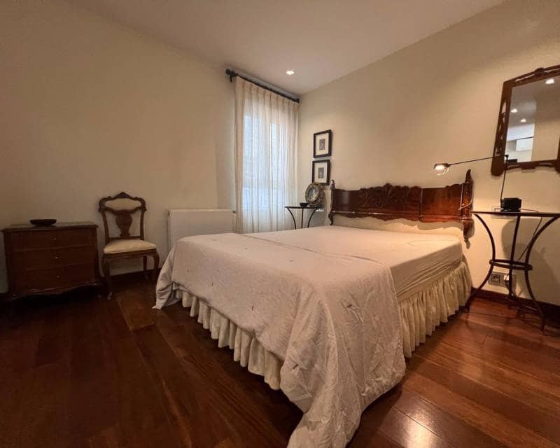 2 quarto Apartamento para arrendar em Torrevieja com garagem - 1 200 € (Ref: 6999516)