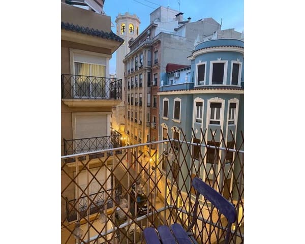 3 makuuhuone Huoneisto vuokrattavana paikassa Barrio del Centro, Alicante kaupunki - 1 690 € (Ref: 7584361)