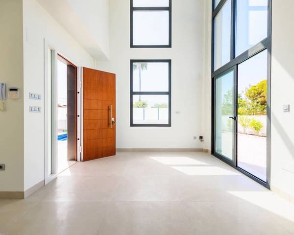 3 chambre Villa/Maison à vendre à Los Balcones avec piscine - 650 000 € (Ref: 7690796)