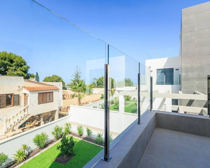 3 chambre Villa/Maison à vendre à Los Balcones avec piscine - 650 000 € (Ref: 7690796)