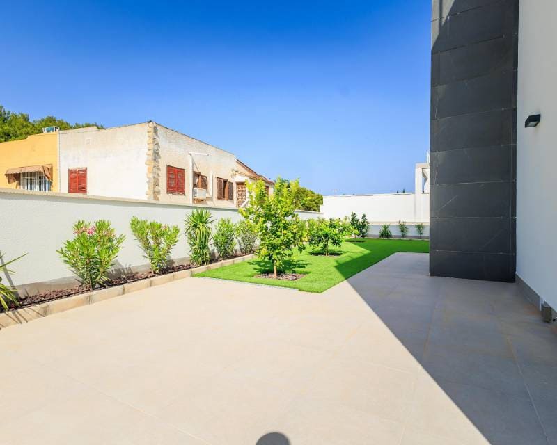 3 chambre Villa/Maison à vendre à Los Balcones avec piscine - 650 000 € (Ref: 7690796)