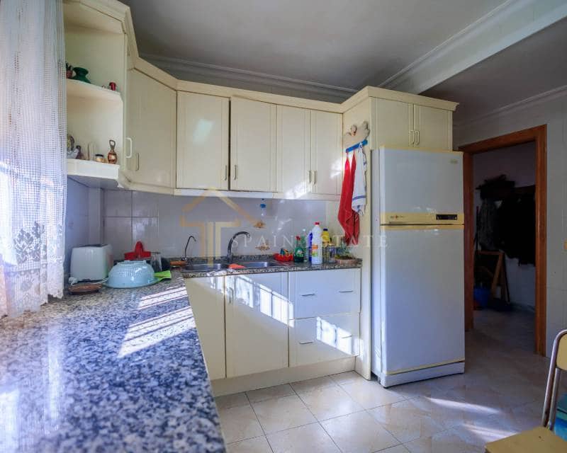 Chalet de 8 habitaciones en Los Balcones en venta con piscina - 550.000 € (Ref: 7826973)