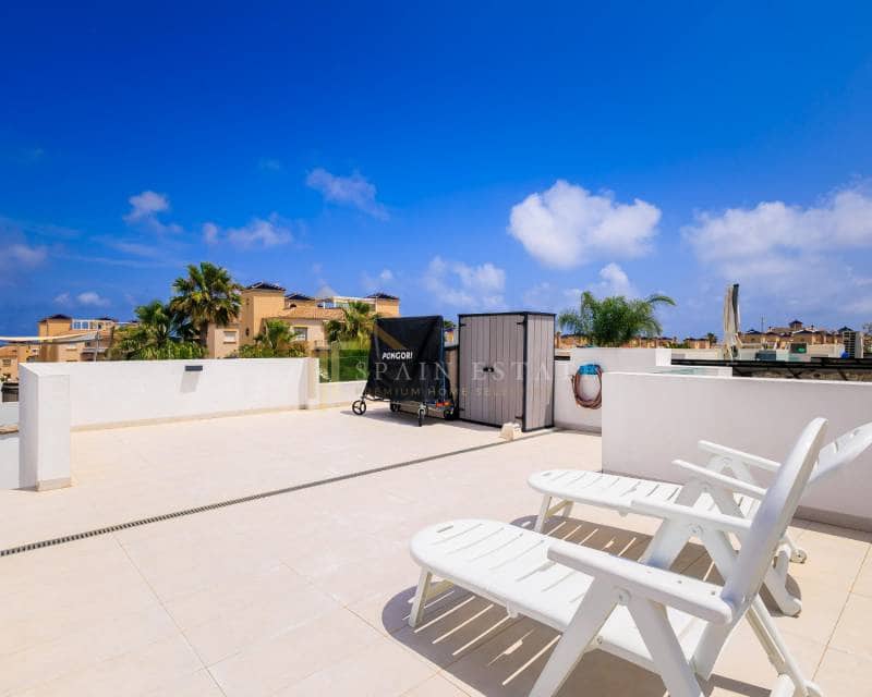 3 sypialnia Willa do wynajęcia w Orihuela Costa z basenem garażem - 2 400 € (Ref: 7839052)