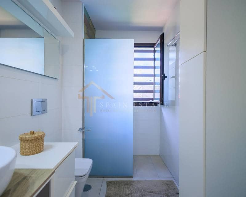 3 sypialnia Willa do wynajęcia w Orihuela Costa z basenem garażem - 2 400 € (Ref: 7839052)