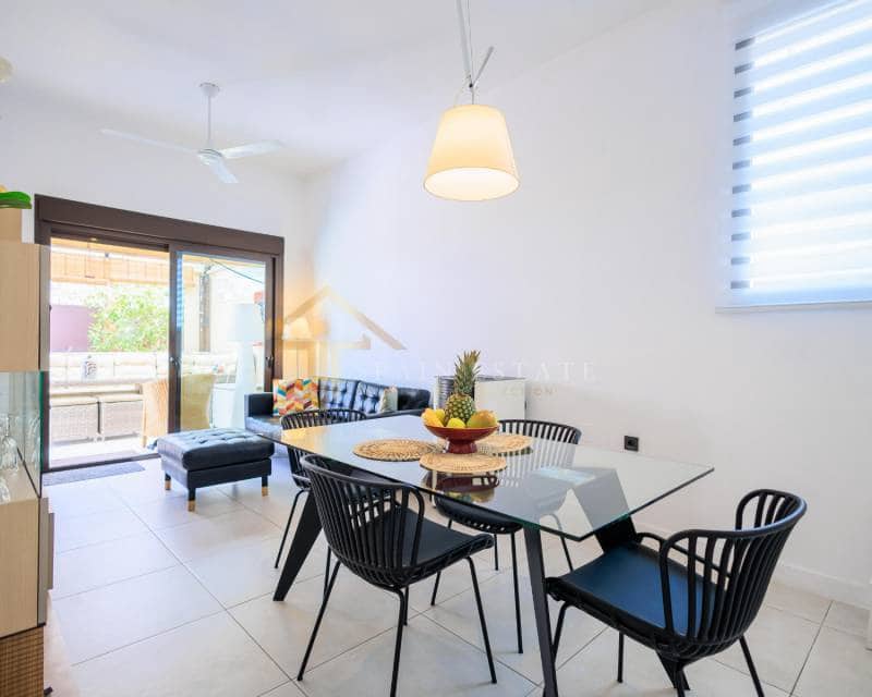 3 sypialnia Willa do wynajęcia w Orihuela Costa z basenem garażem - 2 400 € (Ref: 7839052)