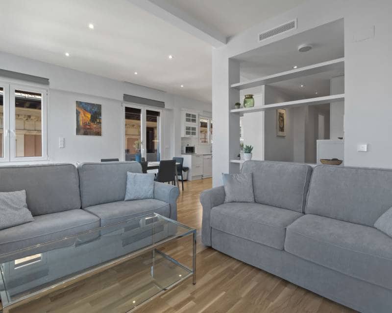 3 sovrum Lägenhet att hyra i Alicante stad - 2 300 € (Ref: 7987648)