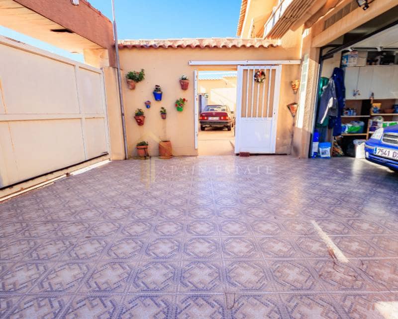 3 bedroom Villa for sale in Orihuela Costa with pool garage - € 550,000 (Ref: 8002641)