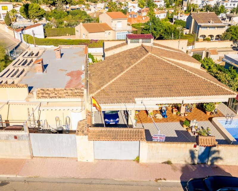 3 bedroom Villa for sale in Orihuela Costa with pool garage - € 550,000 (Ref: 8002641)