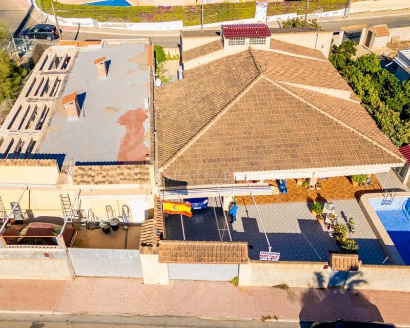 3 bedroom Villa for sale in Orihuela Costa with pool garage - € 550,000 (Ref: 8002641)