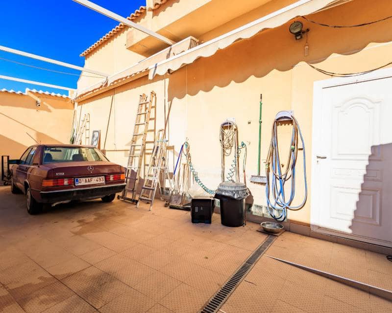 3 bedroom Villa for sale in Orihuela Costa with pool garage - € 550,000 (Ref: 8002641)