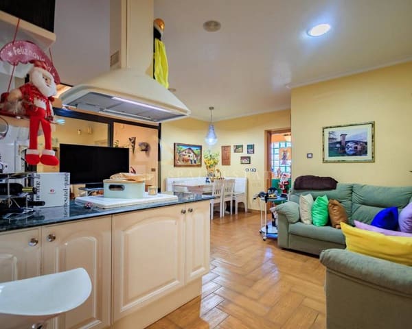 3 makuuhuone Huvila myytävänä paikassa Orihuela Costa, Orihuela mukana uima-altaan 
autotalli - 550 000 € (Ref: 8002641)