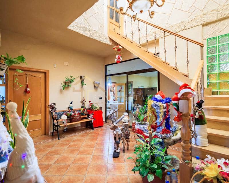 3 bedroom Villa for sale in Orihuela Costa with pool garage - € 550,000 (Ref: 8002641)