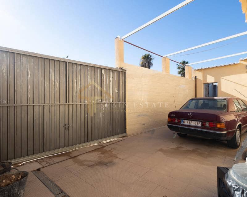 3 bedroom Villa for sale in Orihuela Costa with pool garage - € 550,000 (Ref: 8002641)