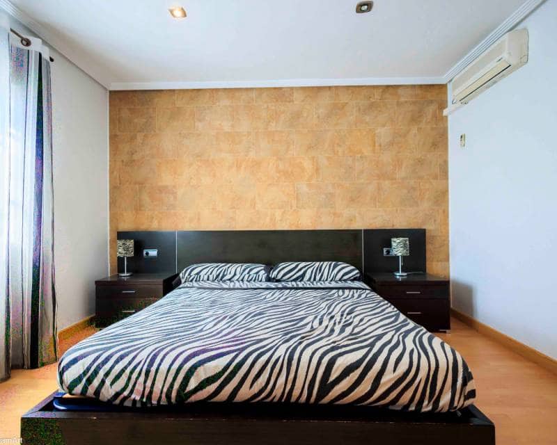 Chalet de 3 habitaciones en Los Balcones en venta con piscina garaje - 380.000 € (Ref: 8131752)