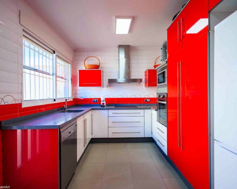 Chalet de 3 habitaciones en Los Balcones en venta con piscina garaje - 380.000 € (Ref: 8131752)