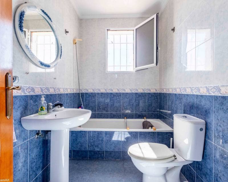 4 bedroom Villa for sale in Orihuela Costa with garage - € 850,000 (Ref: 8145874)