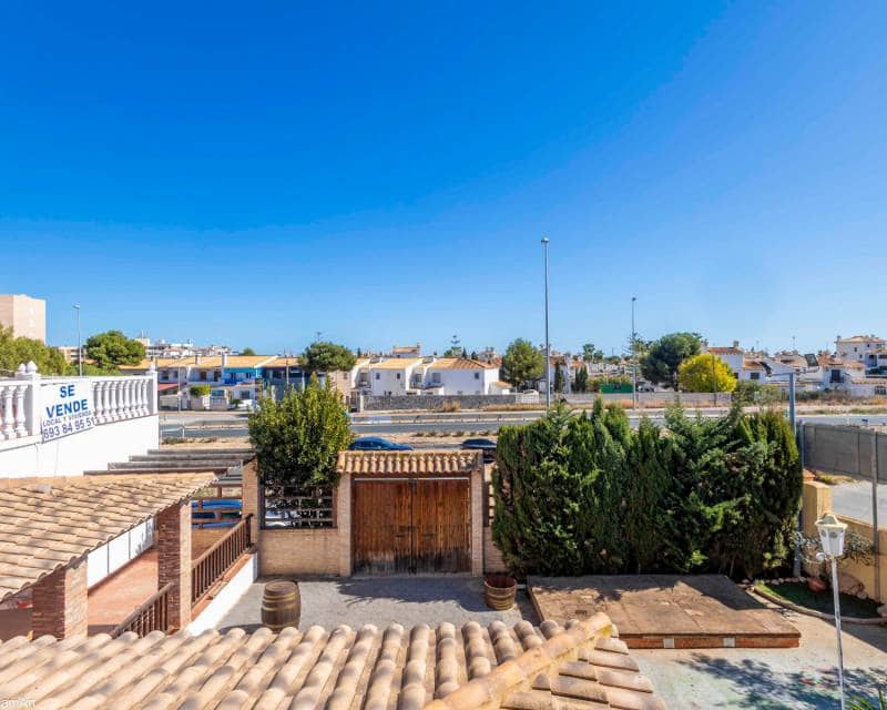 4 bedroom Villa for sale in Orihuela Costa with garage - € 850,000 (Ref: 8145874)