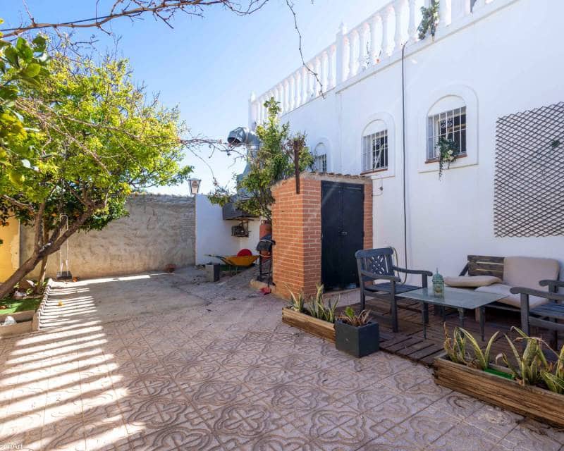 4 bedroom Villa for sale in Orihuela Costa with garage - € 850,000 (Ref: 8145874)