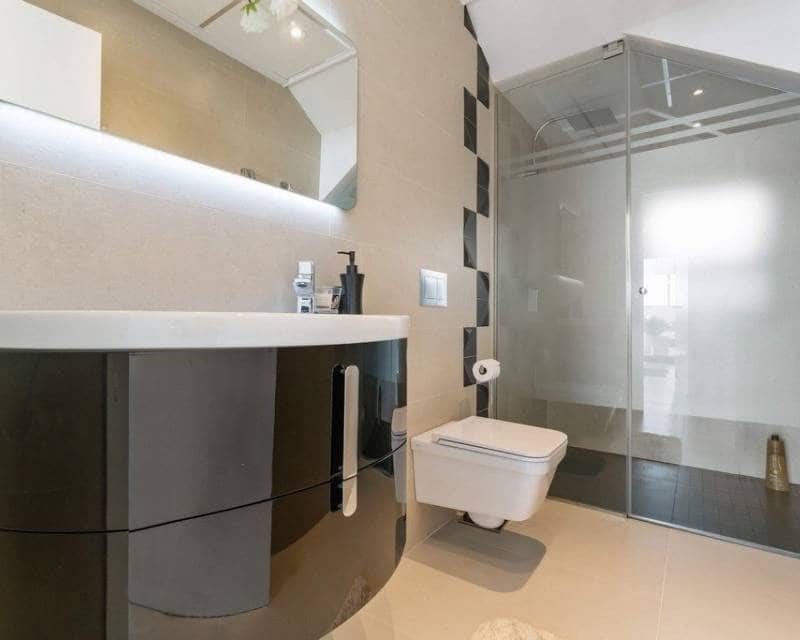 3 soveværelse Villa til salg i Orihuela Costa med swimmingpool - € 1.250.000 (Ref: 8148083)