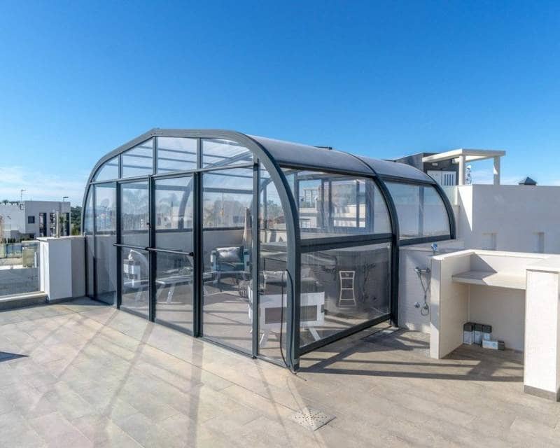 3 soveværelse Villa til salg i Orihuela Costa med swimmingpool - € 1.250.000 (Ref: 8148083)