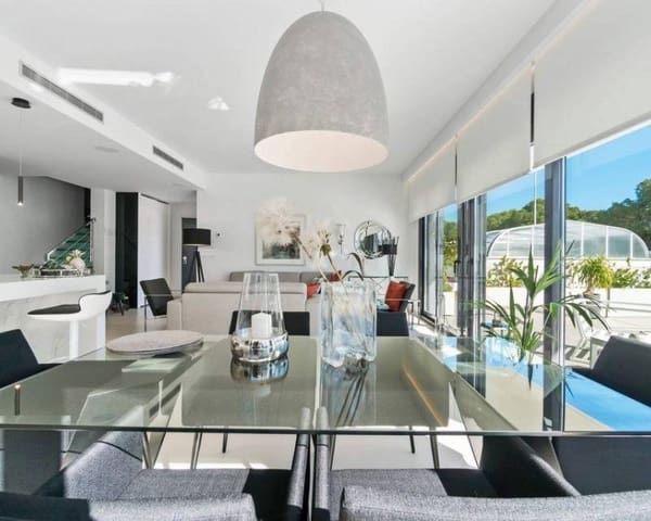 3 soveværelse Villa til salg i Campoamor, Orihuela med swimmingpool - € 1.250.000 (Ref: 8148083)