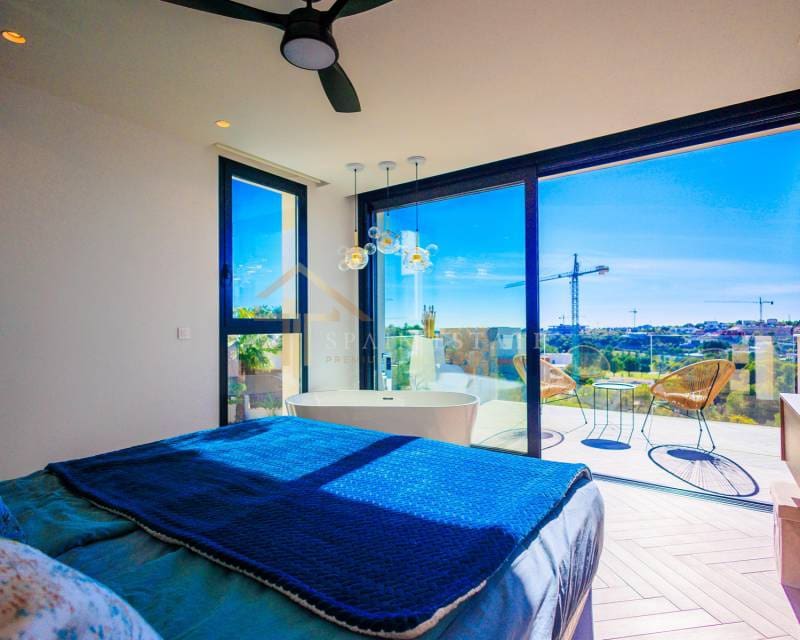 4 bedroom Villa for sale in Las Colinas Golf with pool garage - € 2,880,000 (Ref: 8148090)