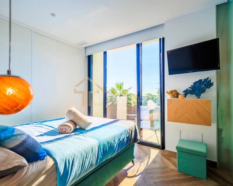 4 bedroom Villa for sale in Las Colinas Golf with pool garage - € 2,880,000 (Ref: 8148090)