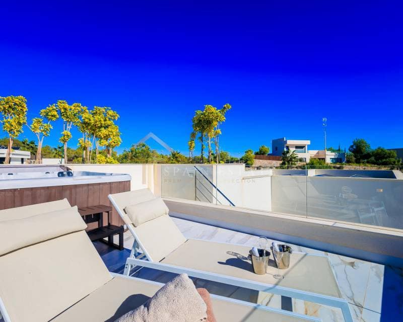 4 bedroom Villa for sale in Las Colinas Golf with pool garage - € 2,880,000 (Ref: 8148090)