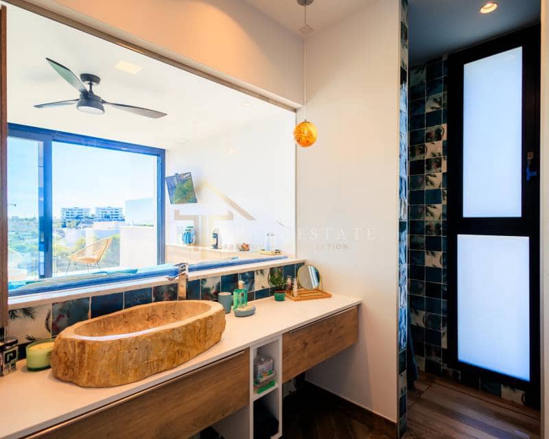 4 bedroom Villa for sale in Las Colinas Golf with pool garage - € 2,880,000 (Ref: 8148090)