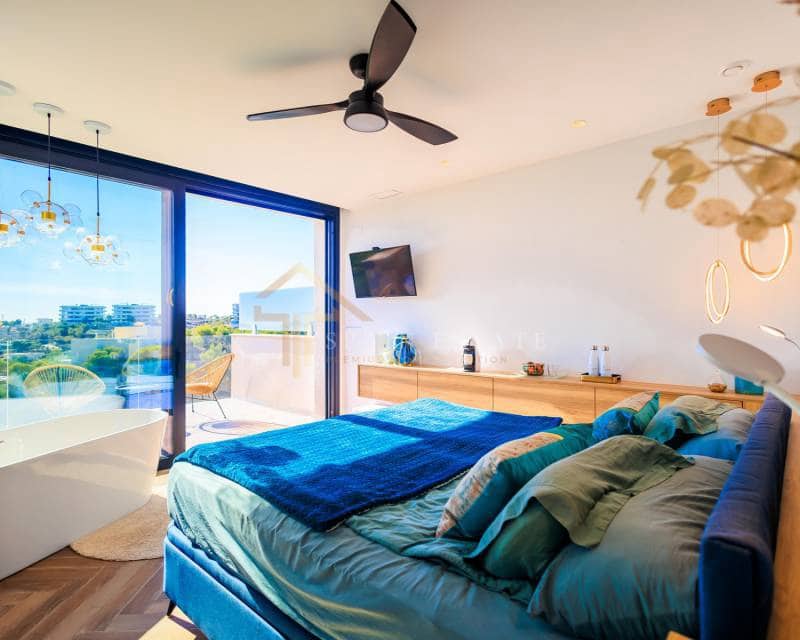 4 bedroom Villa for sale in Las Colinas Golf with pool garage - € 2,880,000 (Ref: 8148090)