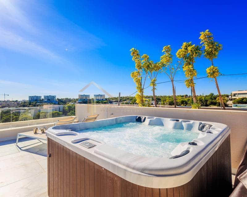 4 bedroom Villa for sale in Las Colinas Golf with pool garage - € 2,880,000 (Ref: 8148090)