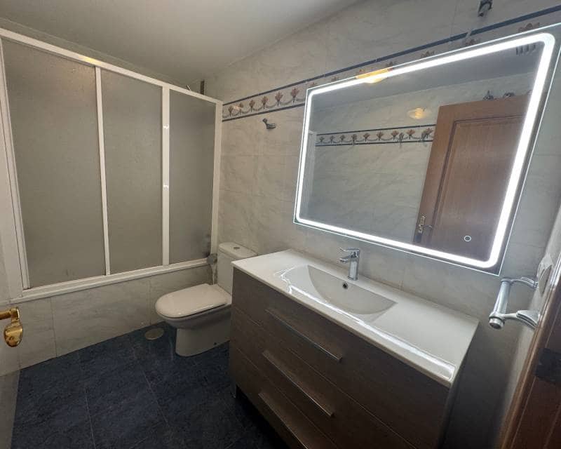 3 quarto Apartamento para arrendar em Alicante cidade com garagem - 1 300 € (Ref: 8168656)