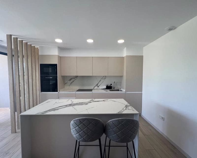 2 soveværelse Villa til leje i Los Alcazares med swimmingpool garage - € 2.000 (Ref: 8260852)