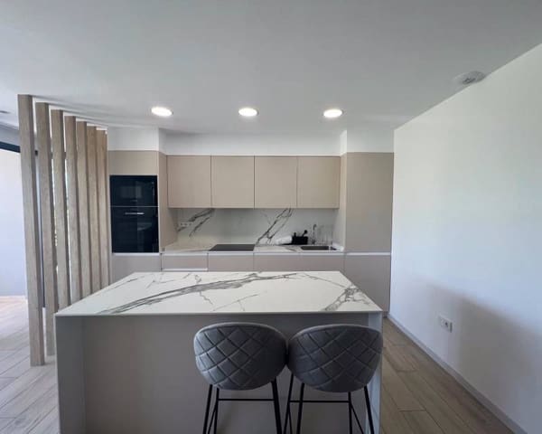 2 bedroom Villa for rent in Centro, Los Alcázares with pool garage - € 2,000 (Ref: 8260852)