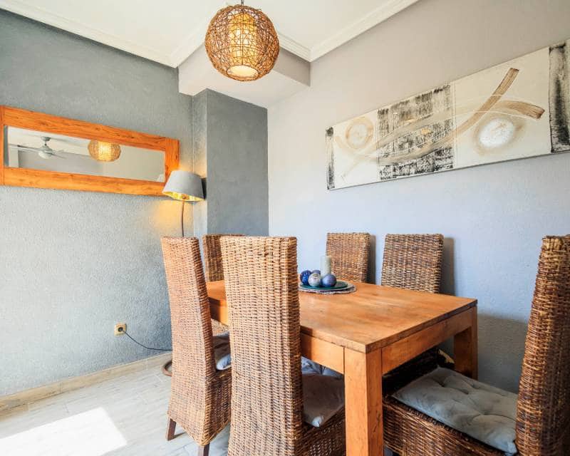 5 soveværelse Villa til salg i La Zenia med swimmingpool - € 399.000 (Ref: 8295249)