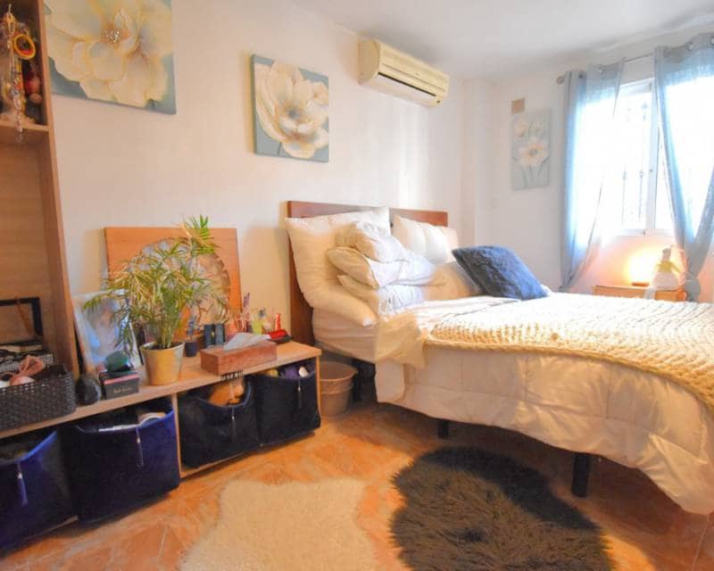 5 soveværelse Villa til salg i La Zenia med swimmingpool - € 399.000 (Ref: 8295249)