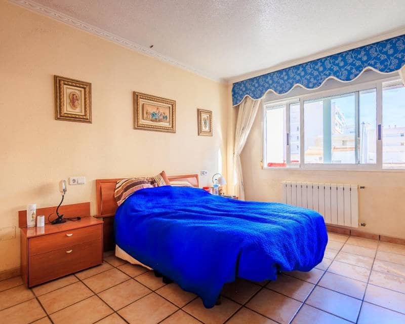 4 soverom Villa til salgs i Torrevieja - € 275 000 (Ref: 8419124)