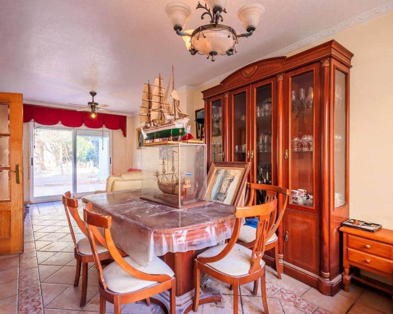 4 soverom Villa til salgs i Torrevieja - € 275 000 (Ref: 8419124)