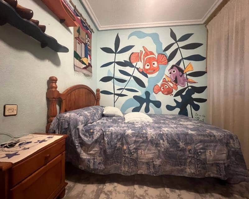 3 bedroom Apartment for rent in Torrevieja with garage - € 850 (Ref: 8499544)