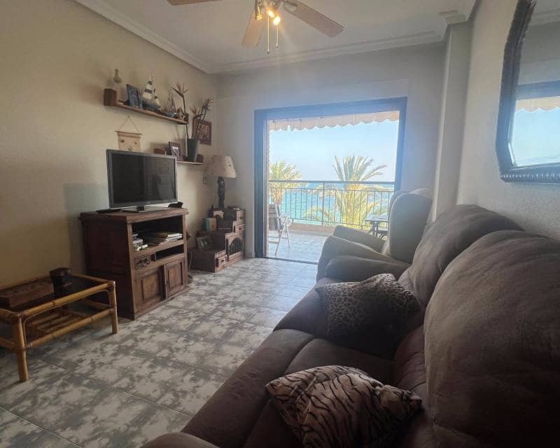 3 bedroom Apartment for rent in Torrevieja with garage - € 850 (Ref: 8499544)