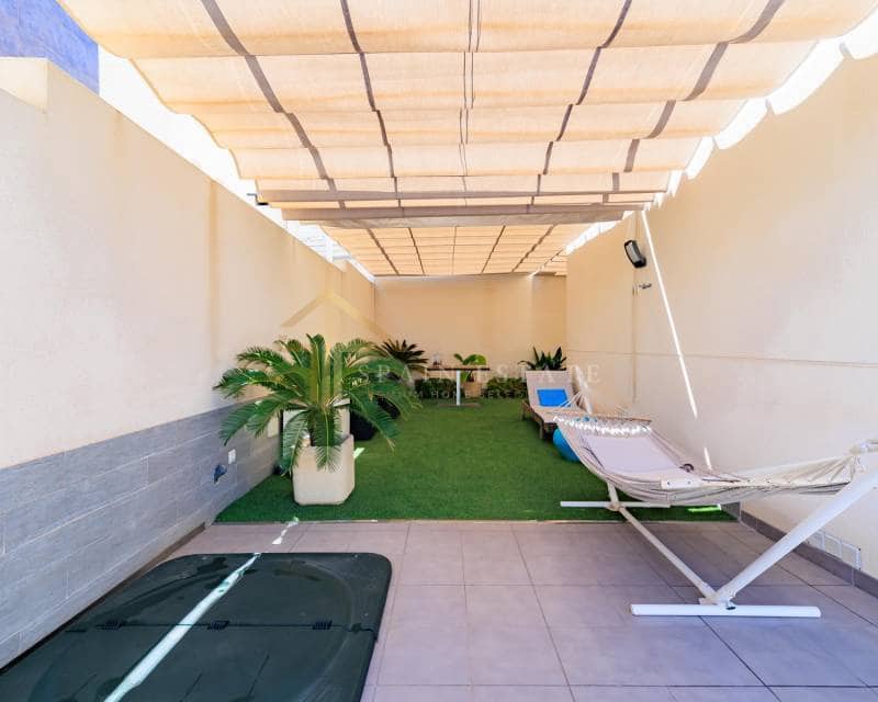 4 soverom Villa til leie i Pilar de la Horadada med svømmebasseng garasje - € 2 000 (Ref: 8504961)