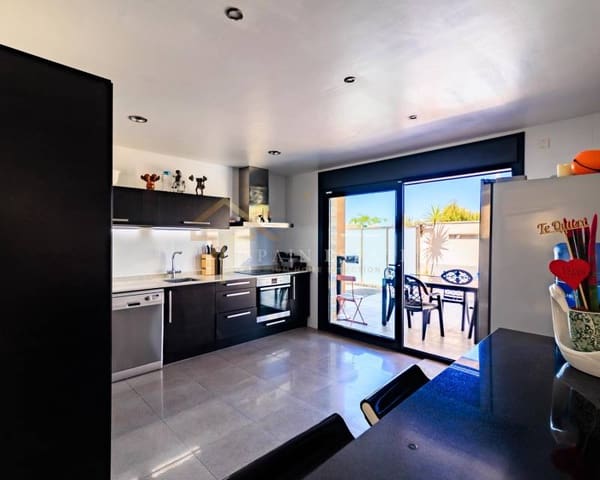 4 bedroom Villa for rent in Mil Palmeras, Pilar de la Horadada with pool garage - € 2,000 (Ref: 8504961)