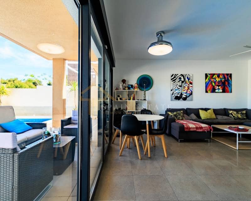 4 soverom Villa til leie i Pilar de la Horadada med svømmebasseng garasje - € 2 000 (Ref: 8504961)