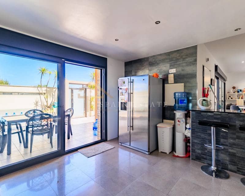 4 soverom Villa til leie i Pilar de la Horadada med svømmebasseng garasje - € 2 000 (Ref: 8504961)