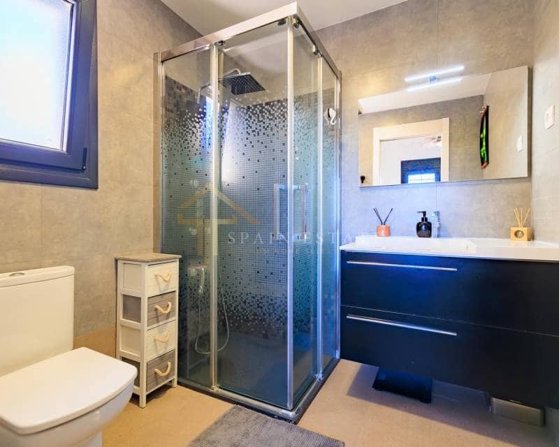 4 soverom Villa til leie i Pilar de la Horadada med svømmebasseng garasje - € 2 000 (Ref: 8504961)