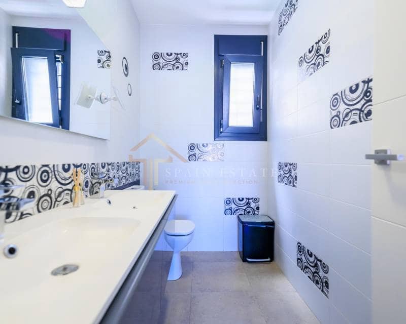 4 soverom Villa til leie i Pilar de la Horadada med svømmebasseng garasje - € 2 000 (Ref: 8504961)