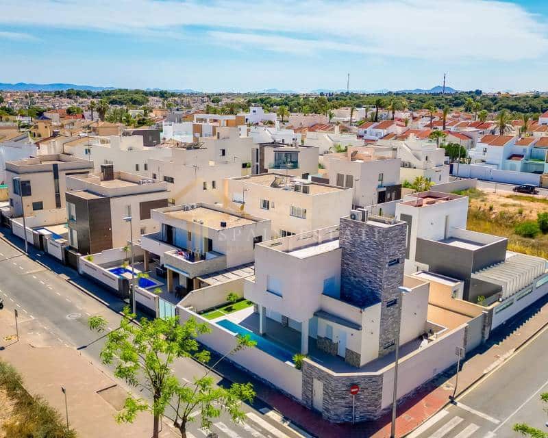 4 soverom Villa til leie i Pilar de la Horadada med svømmebasseng garasje - € 2 000 (Ref: 8504961)