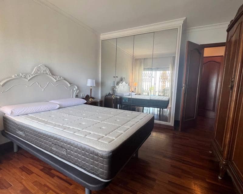 3 sypialnia Apartament do wynajęcia w Torrevieja - 1 250 € (Ref: 8504962)